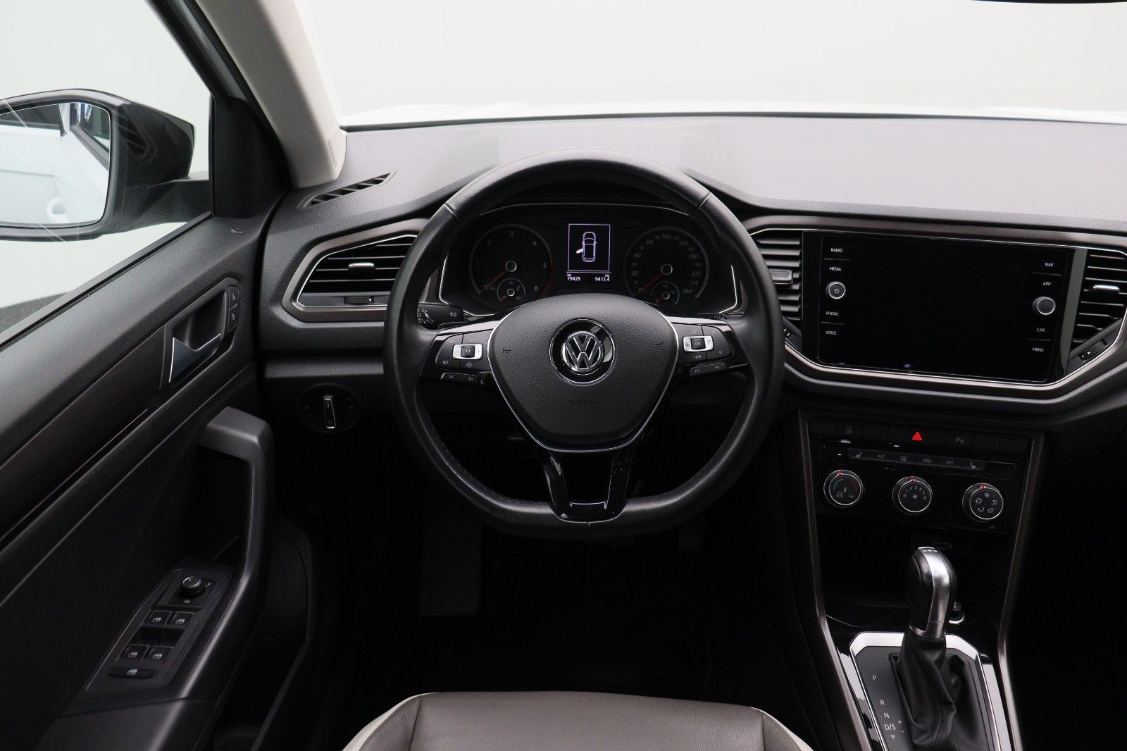 Fahrzeugabbildung Volkswagen T-Roc 2.0 TDI  ACC Navi Kamera LEDER LED
