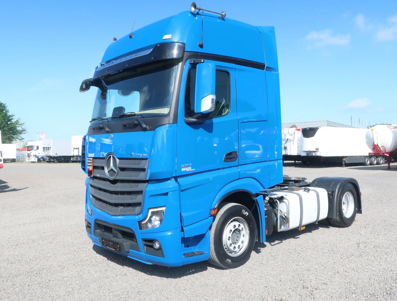 Mercedes-Benz 1851 LS Actros Gigaspace Retarder Standklima