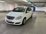 Mercedes-Benz B 180 B B 180 - Mercedes-Benz B 180: Kleinwagen