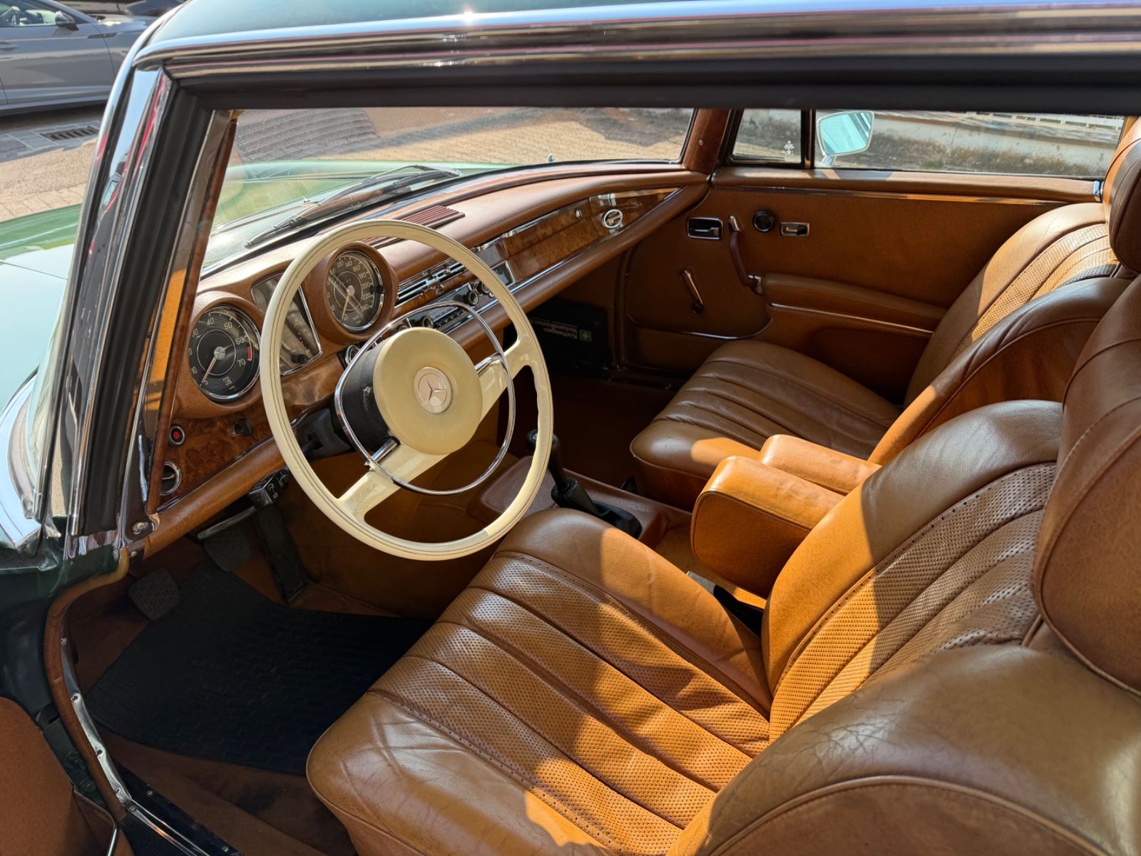 Mercedes-Benz 280 SE 3.5  Pappdeckelbrief 10