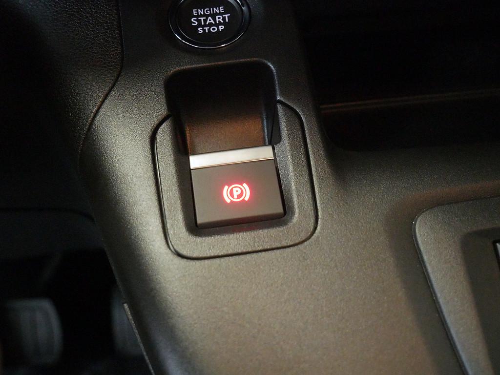 Citroën Berlingo M BlueHDi 130 Max SHZ NAVI AHK ACC LED