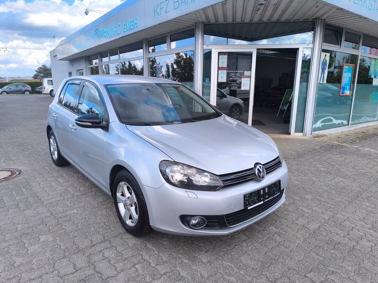 Volkswagen Golf VI Style*SHZ*STEUERKETTE NEU*HU NEU*