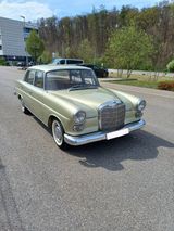 Mercedes-Benz Mercedes Benz 200d W110 Heckflosse - Mercedes-Benz: W110 Heckflosse