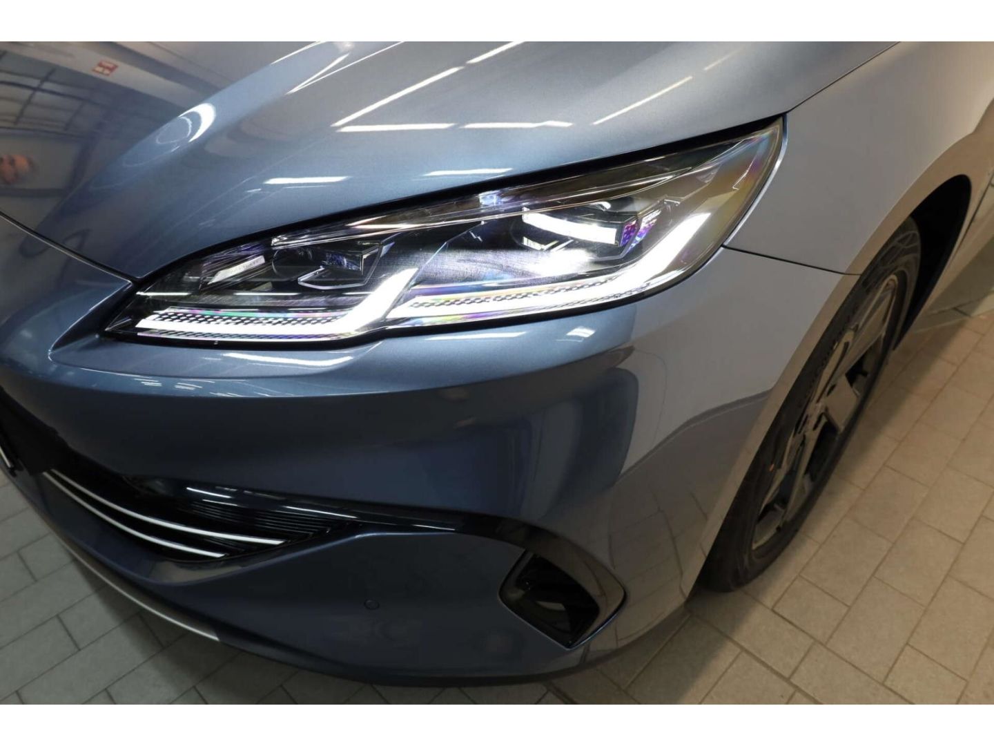BYD SEAL 6