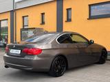 BMW 330i Coupe *2.Hand+S-Dach+Navi+PDC+Bi-Xenon+H&K* - BMW 3er Reihe aus 2011: Coupe