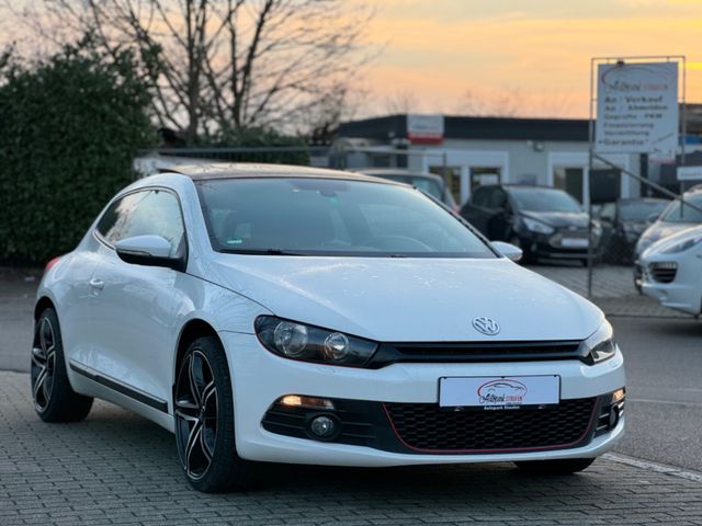 Volkswagen Scirocco 1.4 TSI 118 kW/ DSG / 18 Zoll /