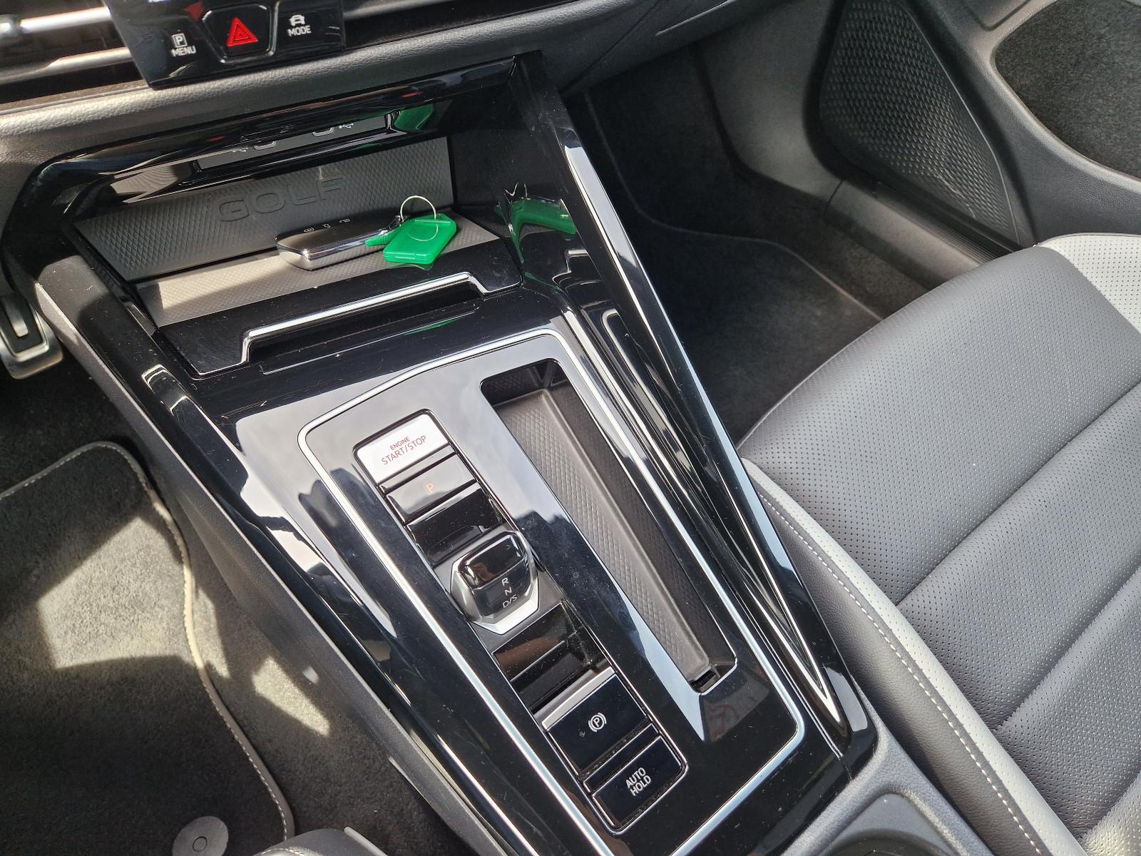 Volkswagen Golf VIII GTD LEDER NAVI HUD 8FACH, миниатюра 11