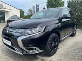 Mitsubishi Plug-in Hybrid Outlander TOP *8-Fach* 3-Jahre An - schwarze Mitsubishi Plug-in Hybrid Outlander