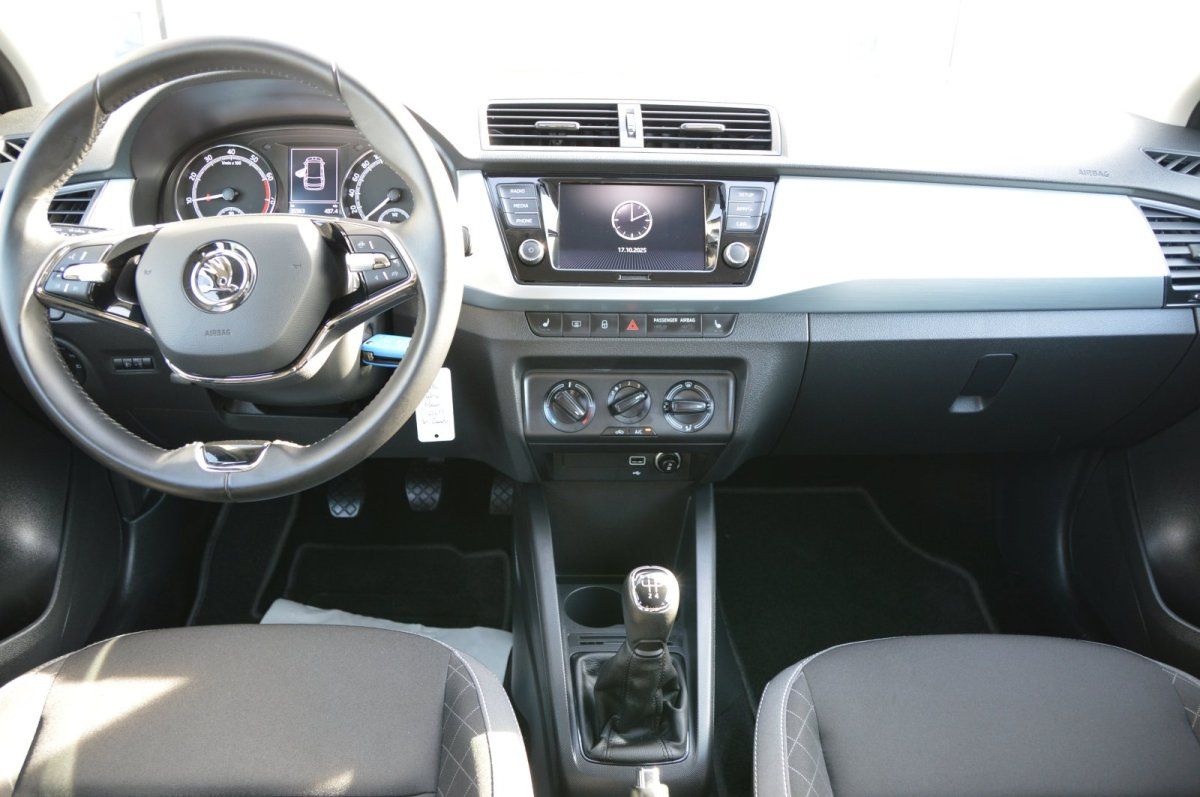 Fahrzeugabbildung SKODA Fabia Combi   Ambition SHZ Kamera