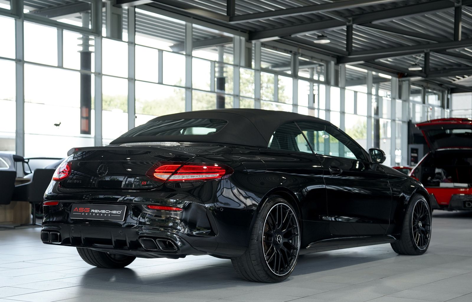 Mercedes Benz C 63 Amg