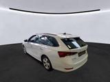 Skoda Octavia Combi Tour AHK/Keyless/FrontscheibeHeizb - Skoda Octavia Tour mit Diesel-Antrieb