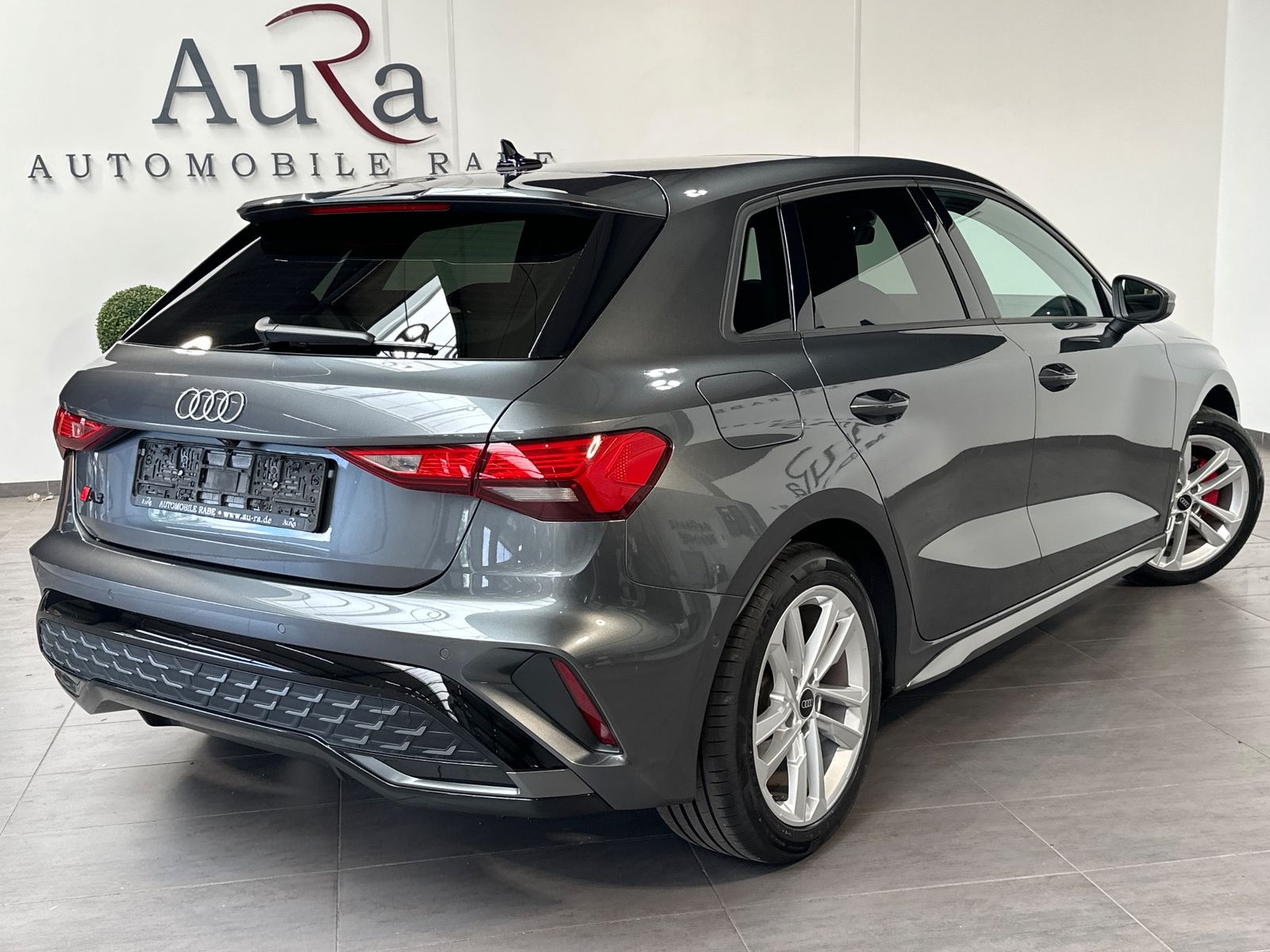 Fahrzeugabbildung Audi A3 35 TDI SpB S-Line NAV+LED+PANO+17ZOLL