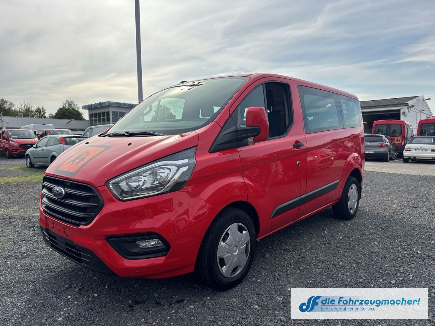 Fahrzeugabbildung Ford Transit Custom Tourneo 320 L1 Trend *9124 *EXPOR