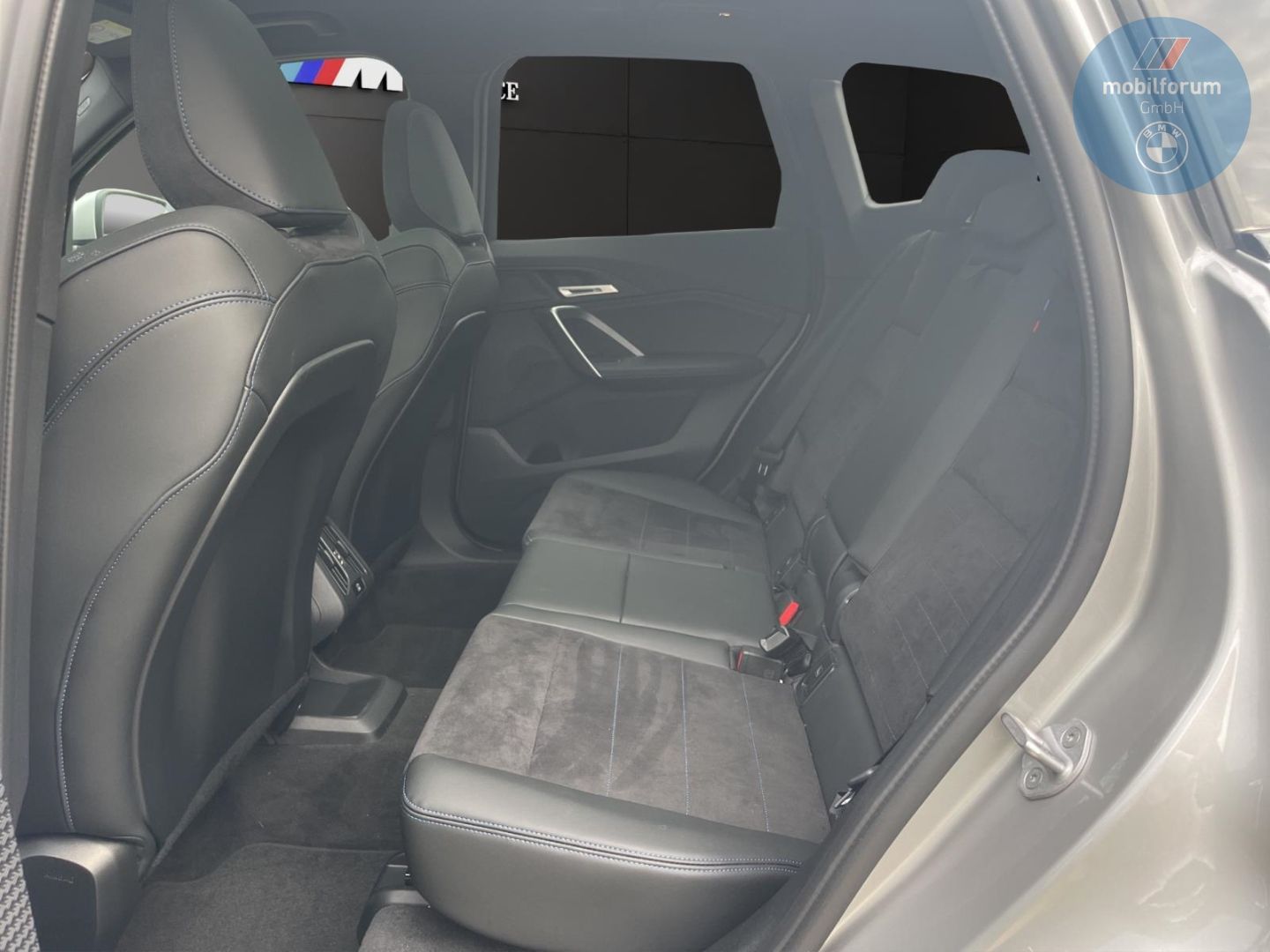 BMW X1 sDrive18i M-SportAHK Panorama Rückfahrkam foto 19