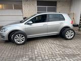 Volkswagen Golf VII Lim. Comfortline BMT Tüv neu auf Kunden