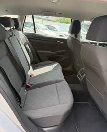 Volkswagen Golf - 9