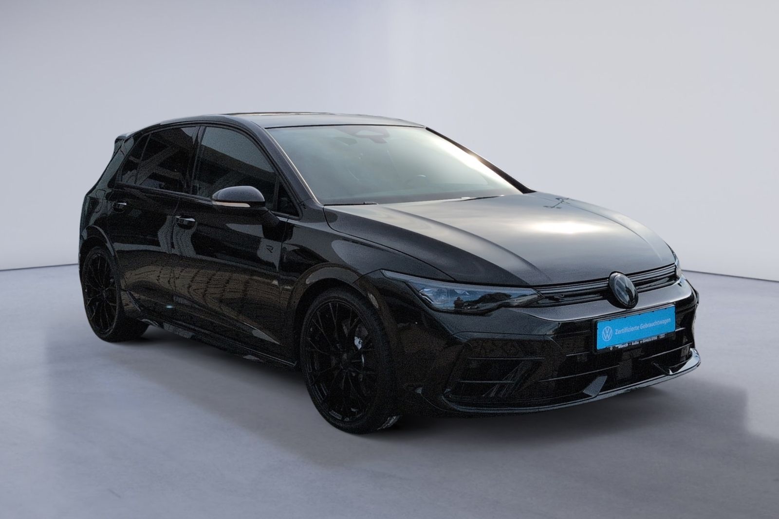 Golf R BLACK EDITION AKRA+PANO+DCC+H&K+MATRIX+