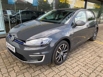 Bild 12 VW Golf VII e-Golf Comfortline Navi ACC