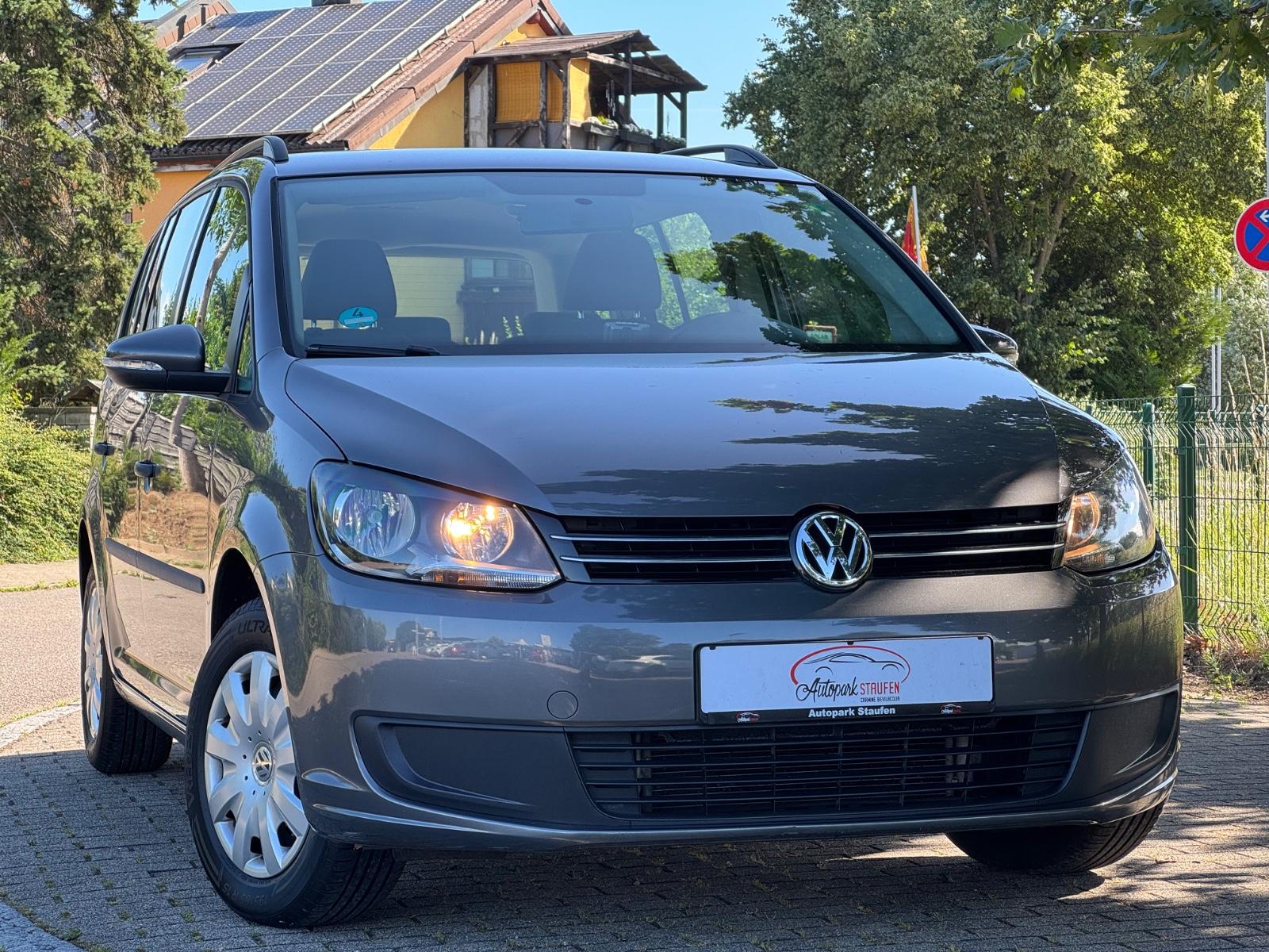 Volkswagen Touran Trendline BMT  / 1. Hand /