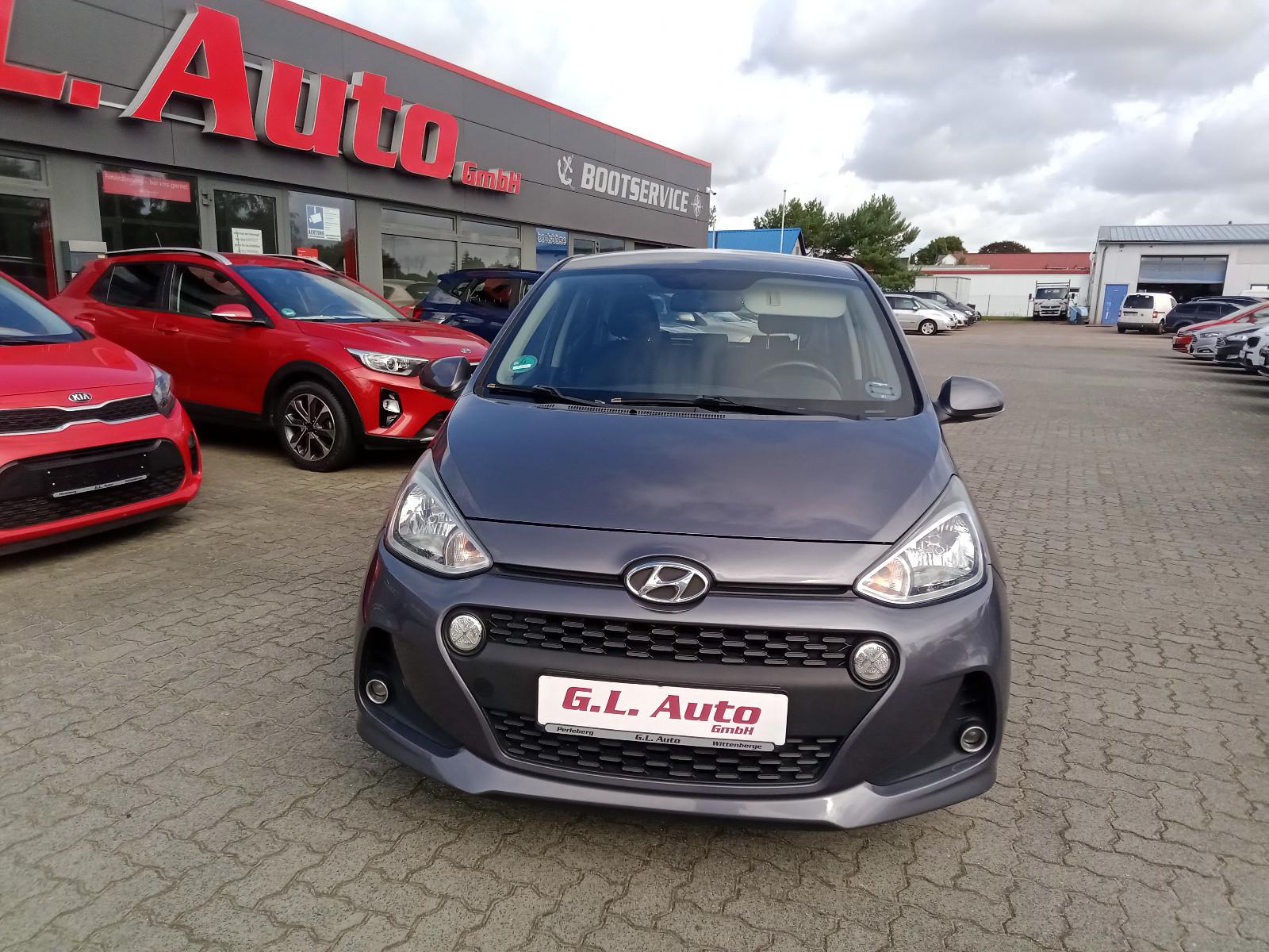 Hyundai i10 1.0 Automatik/NAVI/KLIMA/SH/PDC/LENKRADHZG