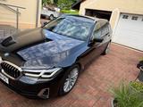 BMW 520d xDrive Touring A - - BMW 520 in Herne