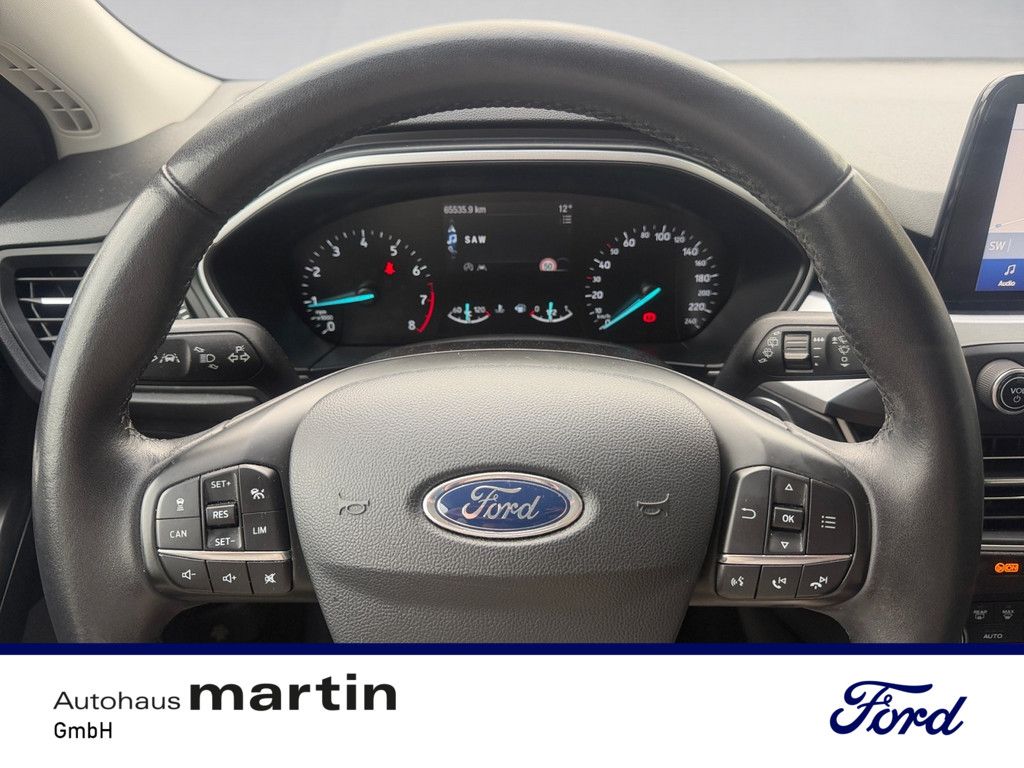 Fahrzeugabbildung Ford Focus 1.0 Cool&Connect SHZ KAMERA NAVI ACC LED
