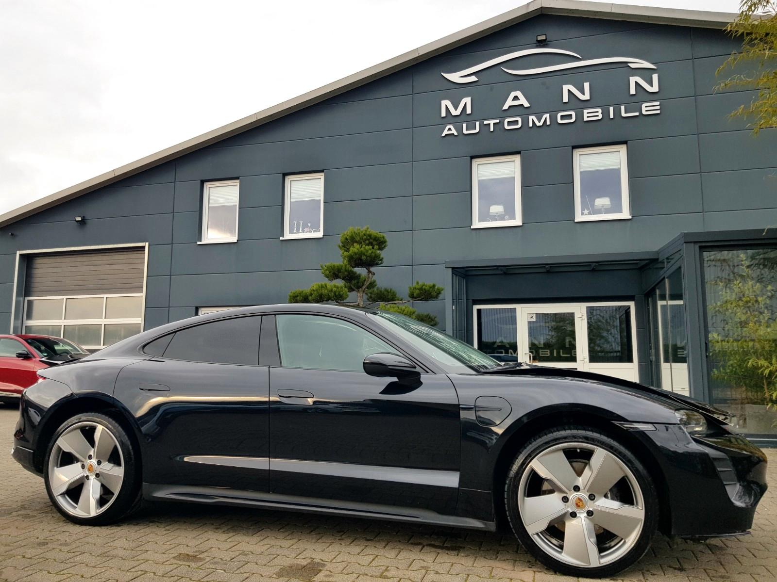 Porsche TAYCAN*AUTOMATIK*LEDER*NAVI*KAMERA*LED*PANORAMA*