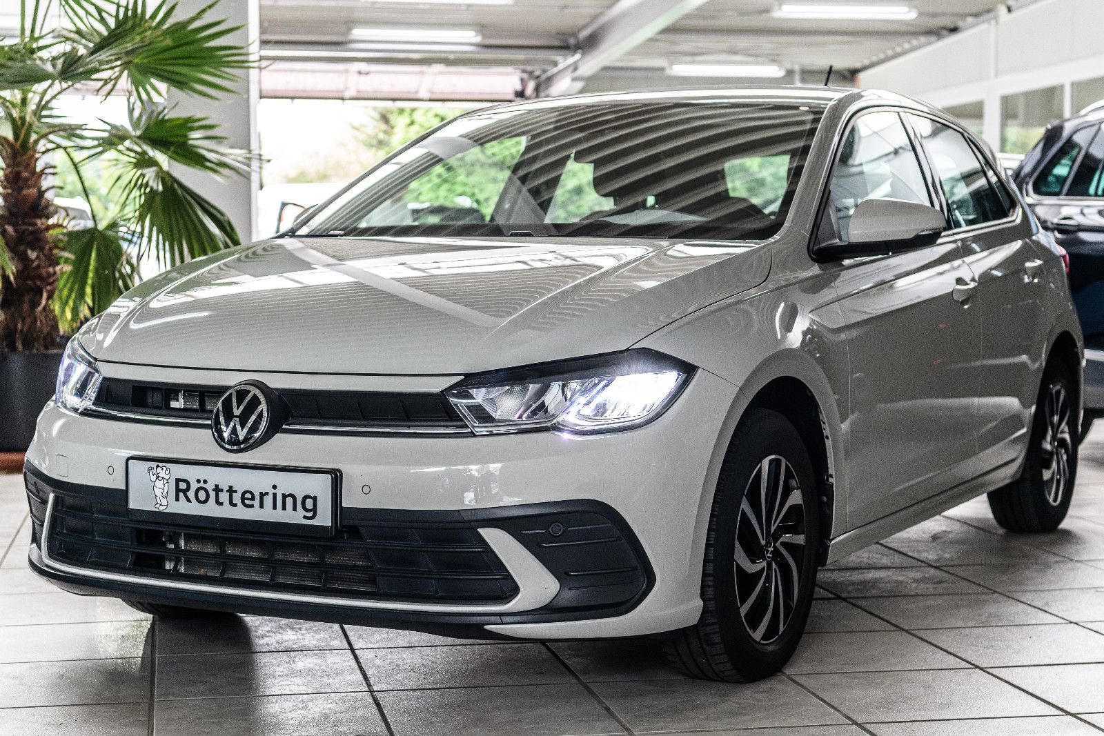 Fahrzeugabbildung Volkswagen Polo VI Life