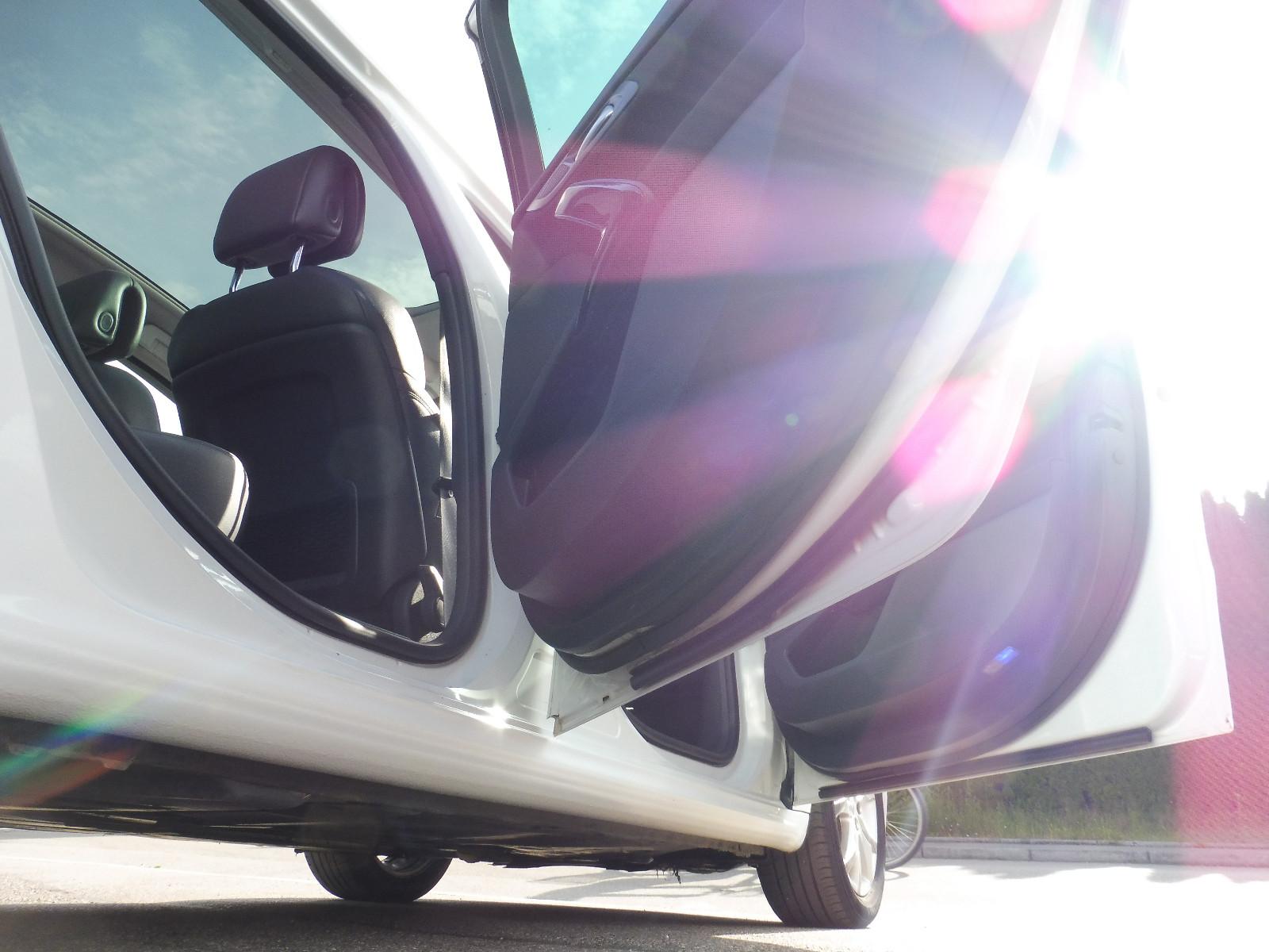 Peugeot 508 2015 — photo 16