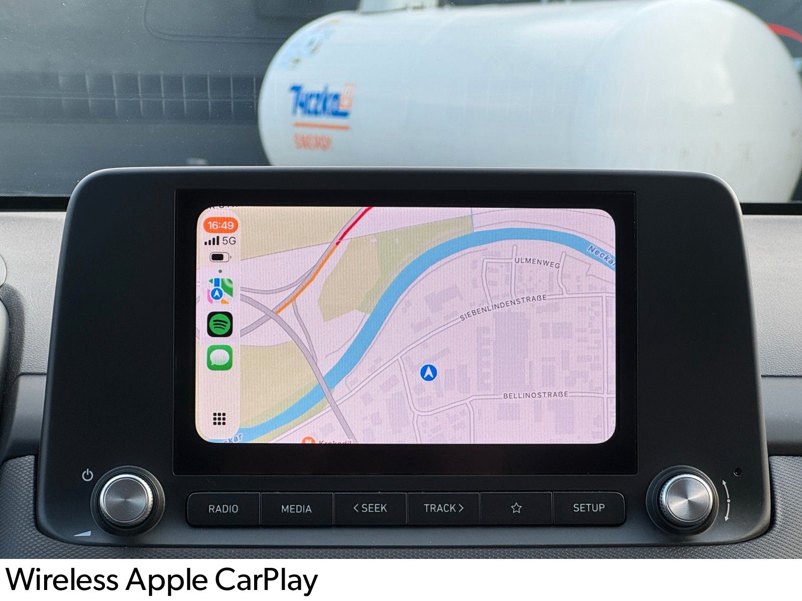 Fahrzeugabbildung Hyundai KONA E Select LKA ACC PDC SHZ LHZ Navi CarPlay