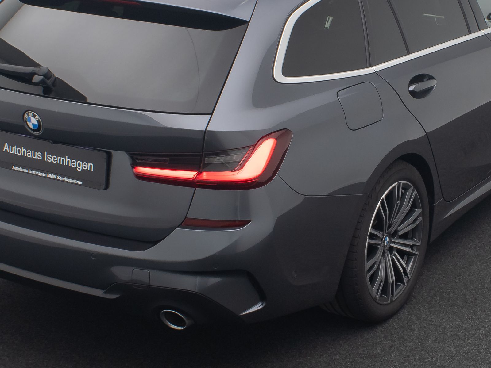 Fahrzeugabbildung BMW 320d M Sport DAB Kamera Alarm Komfort Individual
