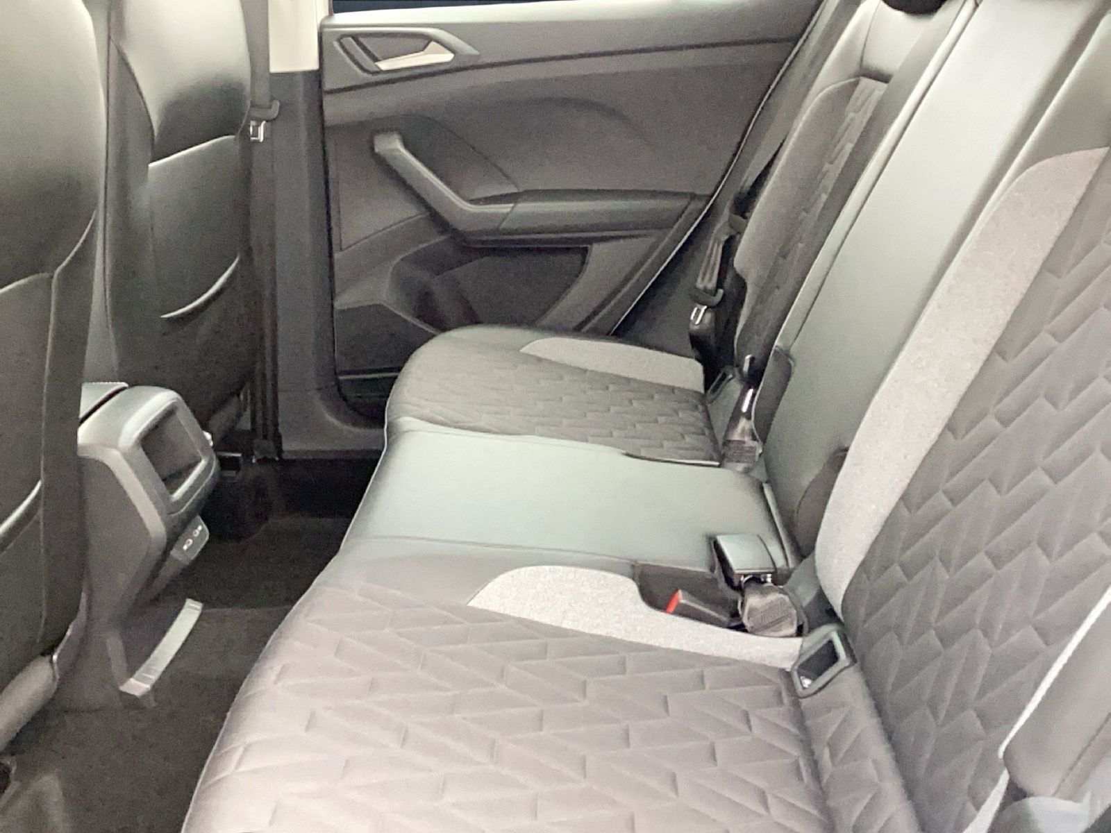 Volkswagen T-Cross - Bild 12