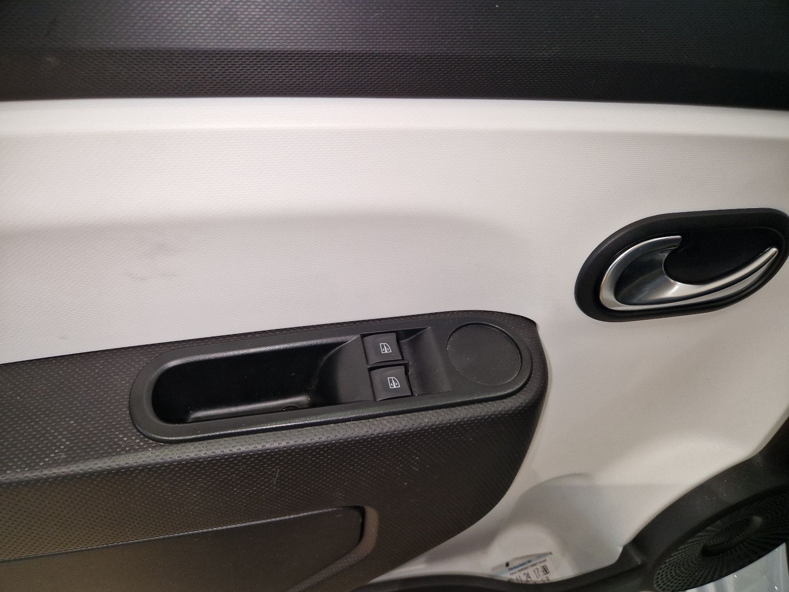 Fahrzeugabbildung Renault Twingo SCe 65 Equilibre