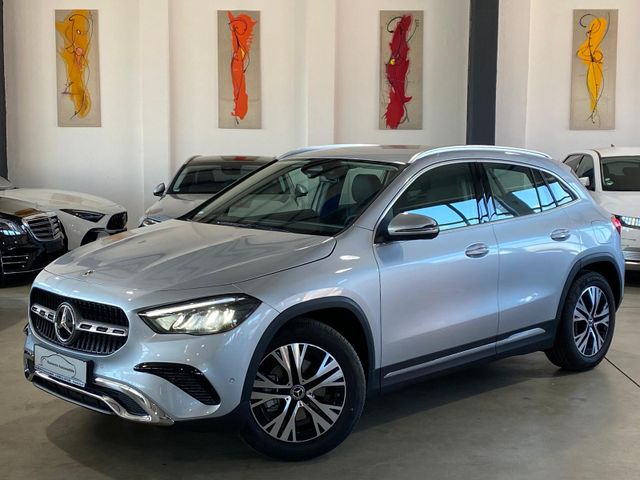 Mercedes-Benz GLA 200 Progressive Advanced/AHK/´18/RFK