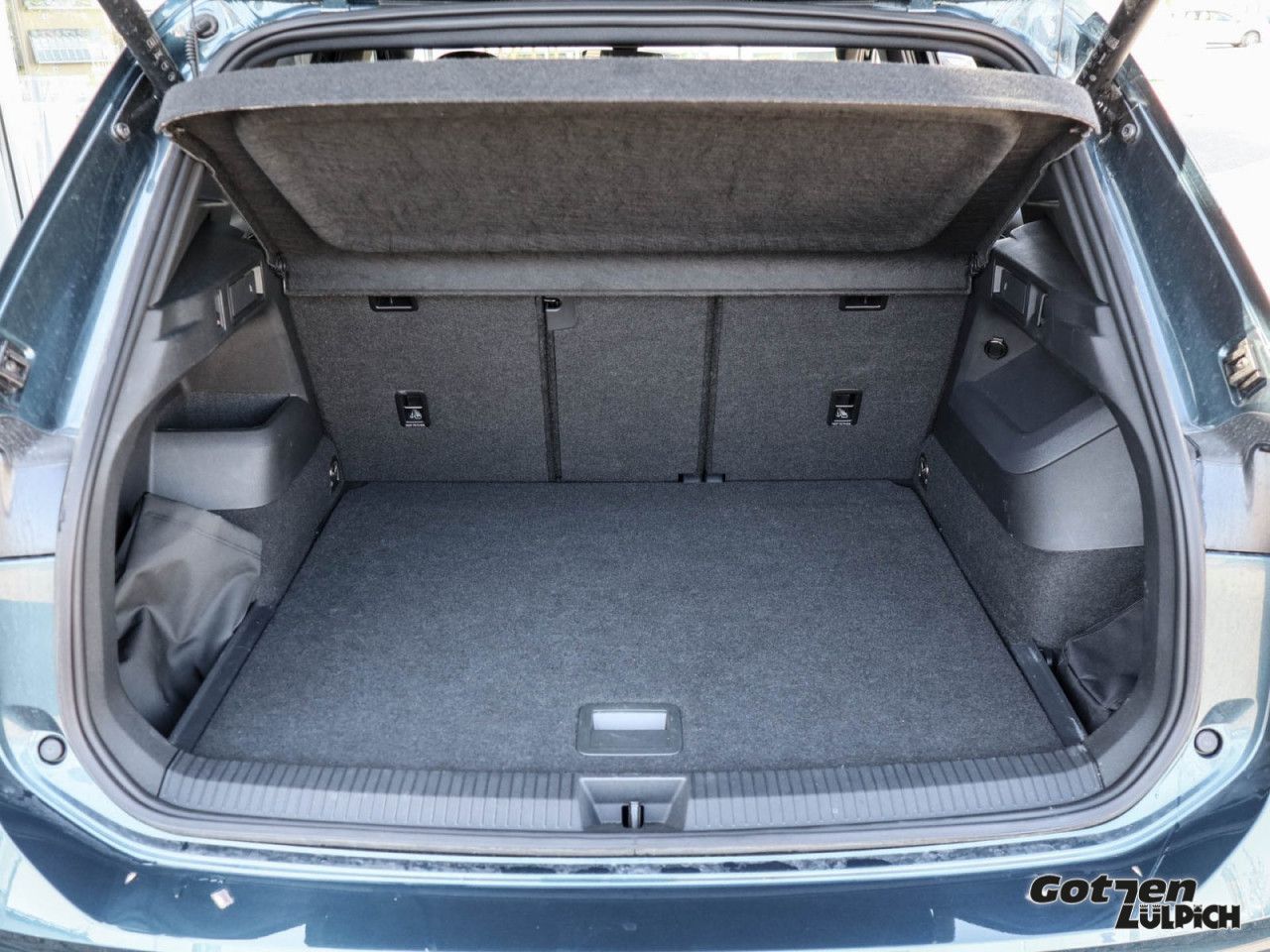 Fahrzeugabbildung Volkswagen Tiguan 1.5 eTSI 110 kW Goal IQ.LIGHT Navi AKK