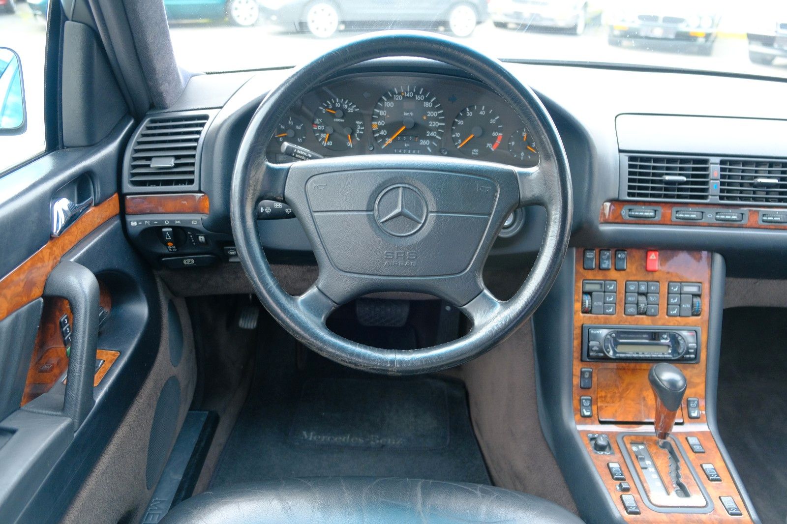 Fahrzeugabbildung Mercedes-Benz 600 SEL aus Japan im sehr schönen Zustand