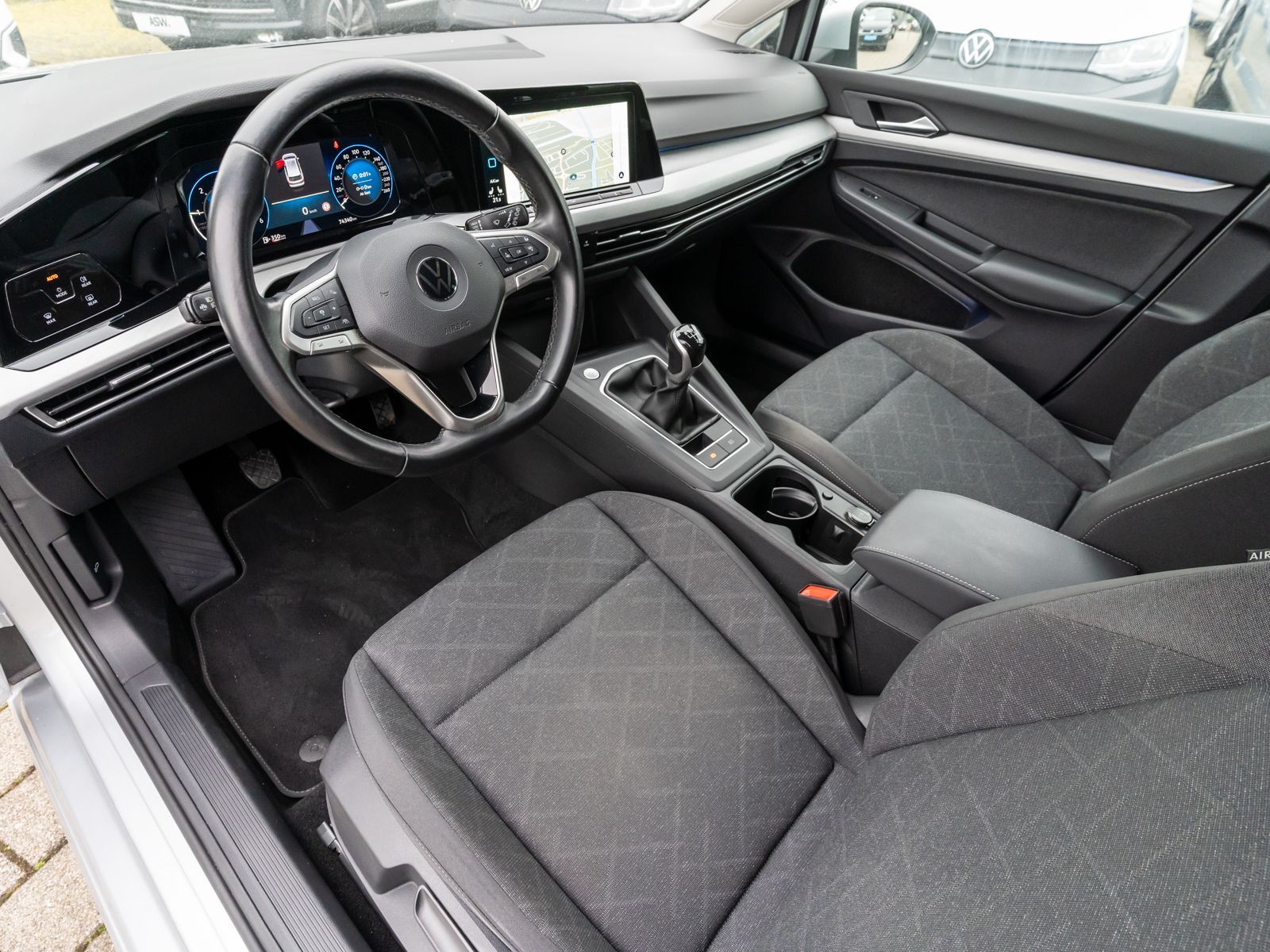 Volkswagen Golf - Bild 11