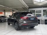 Maserati Levante 3.0 D Aut. 4x4 Leder Navi Kamera GRA LED - Maserati aus 2018