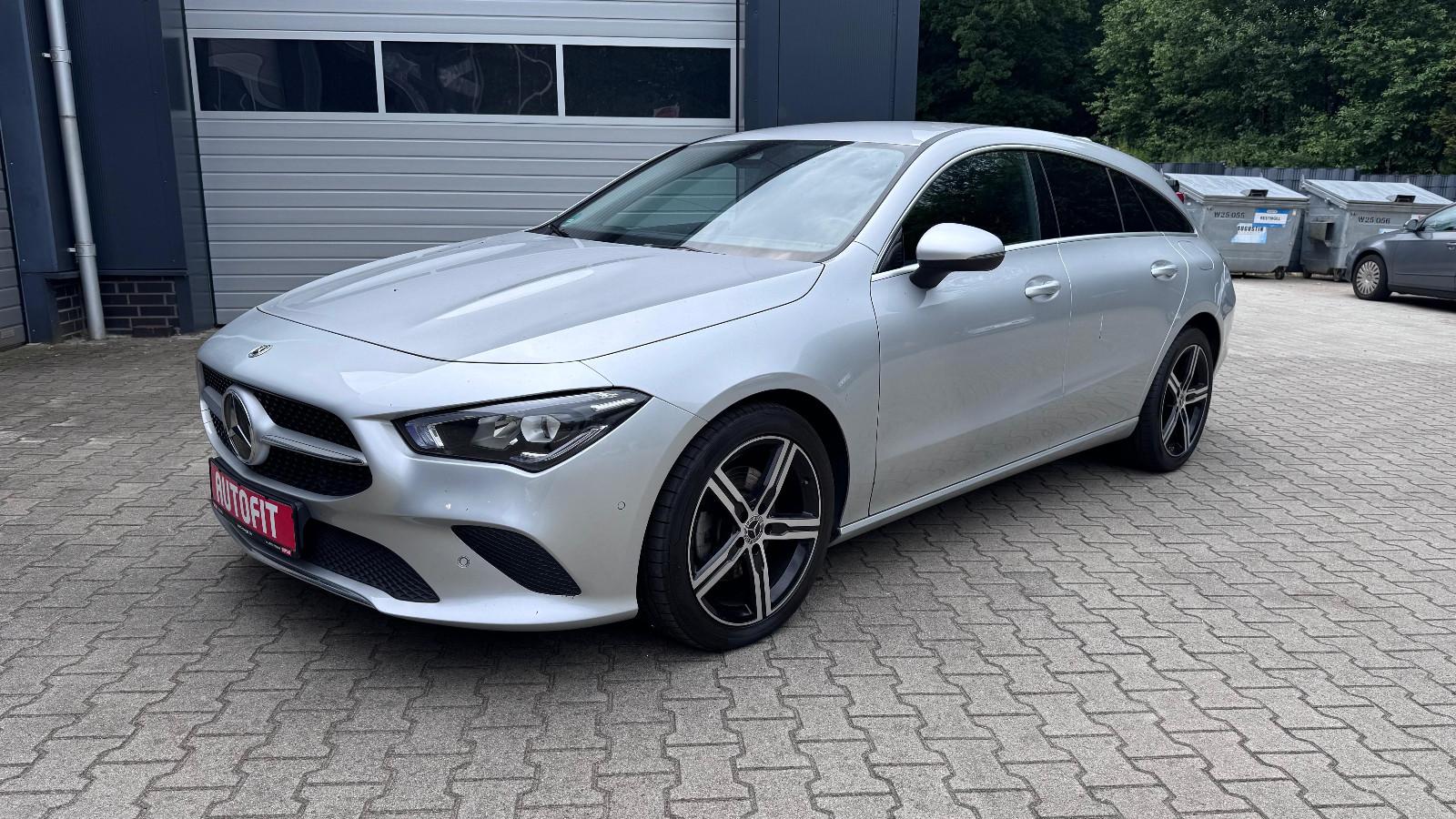 Mercedes-Benz CLA 200 Shooting Brake