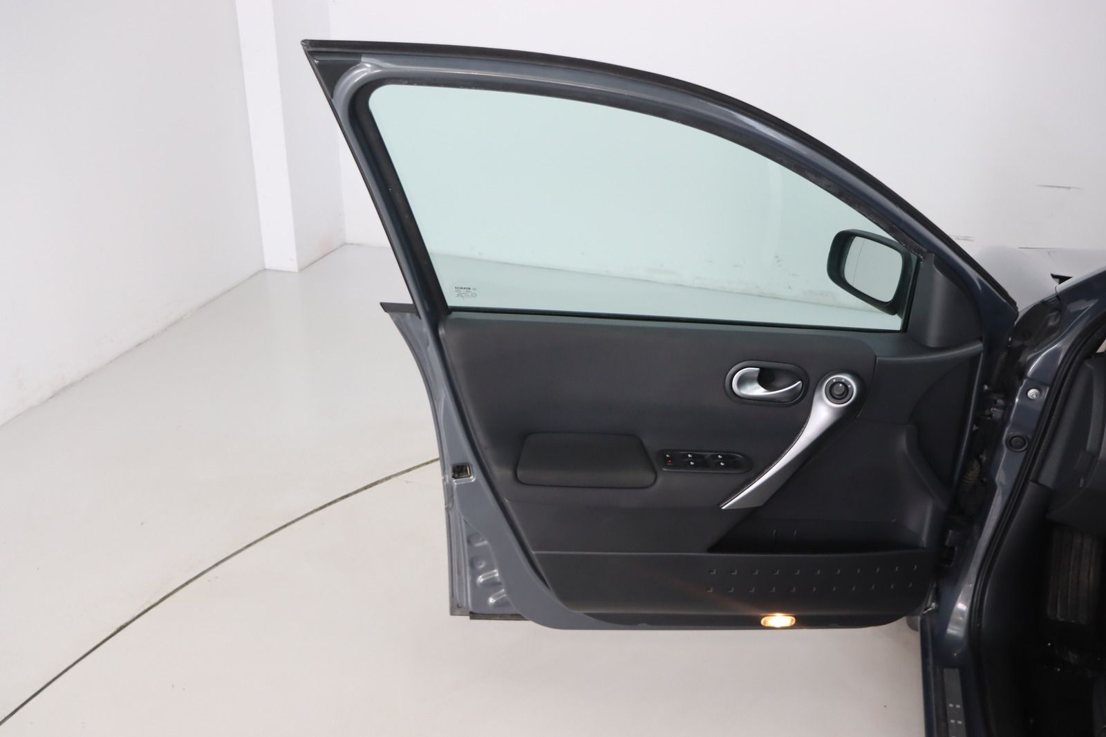 Fahrzeugabbildung Renault Megane 1.6 16V Dynamique HU/AU 09.27