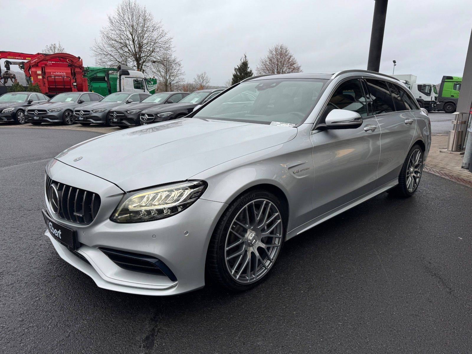 Fahrzeugabbildung Mercedes-Benz C 63 AMG T Pano+Burmester+Distr+Memory+RFK
