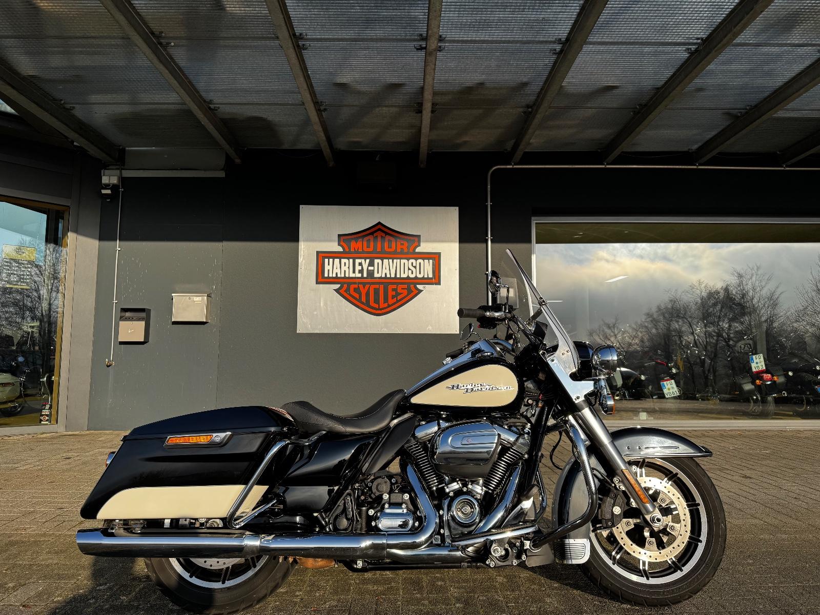 Harley-Davidson Road King Police