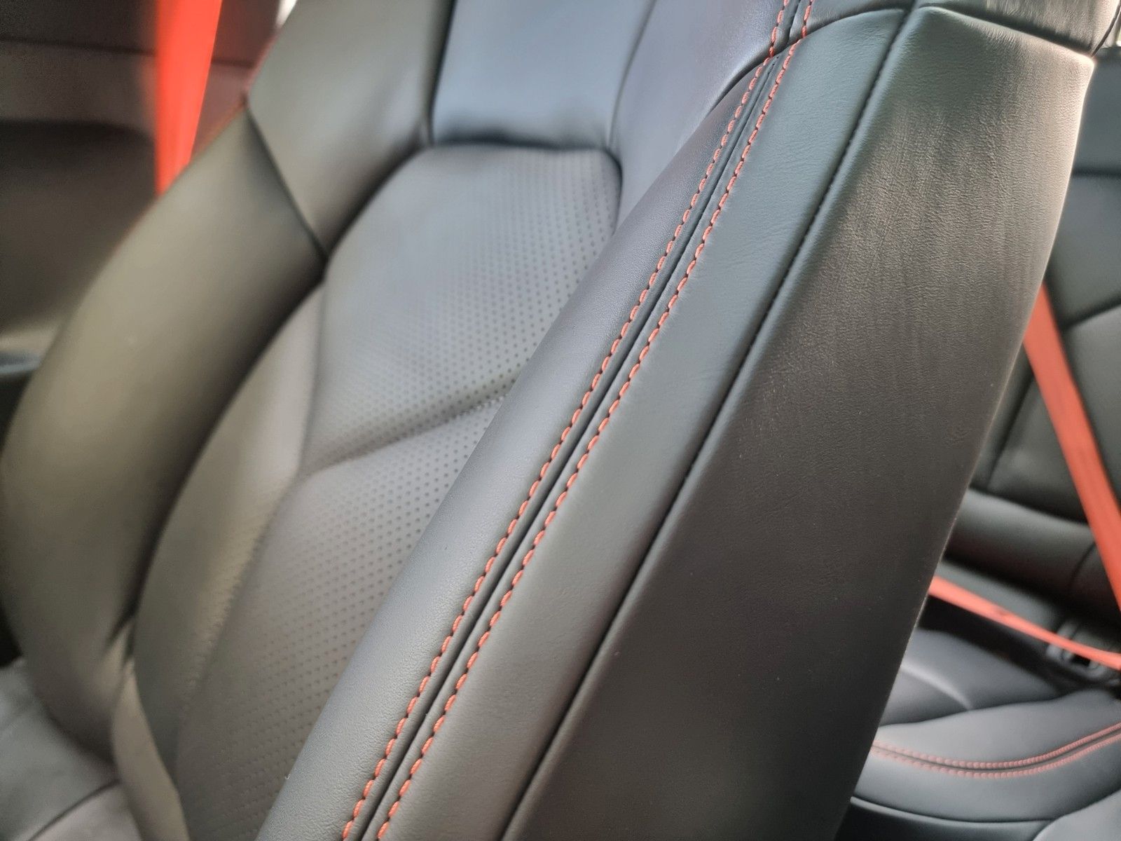 Fahrzeugabbildung Porsche Macan S/Standhzg/Pan./21"/Luft/LED/14-Wege