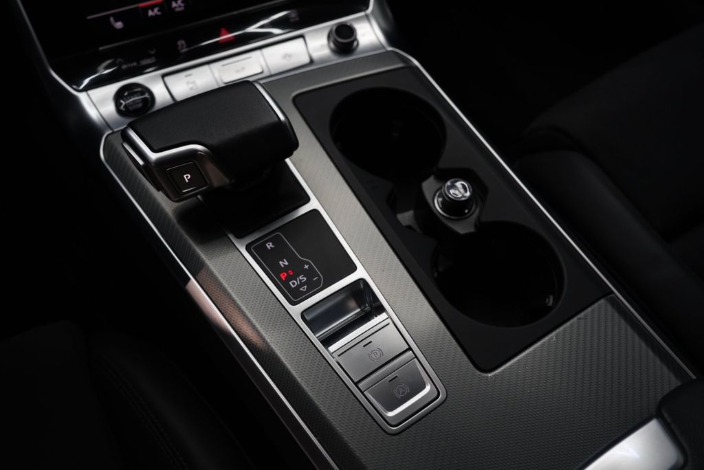 AUDI A6 Avant 45 TDI quattro*360*MATRIX*AHK*ACC*LUFT* AUDI A6 Avant 45 TDI quattro*360*MATRIX*AHK*ACC*LUFT*