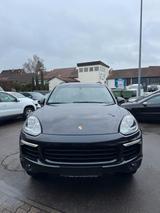 Porsche Cayenne Diesel Platinum Edition - Porsche Cayenne Gebrauchtwagen in Stuttgart