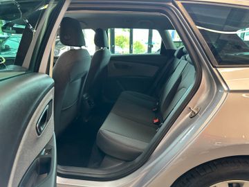 MYAUTOCENTER – Gebraucht- und Jahreswagen mit Werkstattservice in Pfaffenhofen Seat Leon *TAMPO*NAV*CARPLAY*2-ZONEN*PDC*SitzHZ*