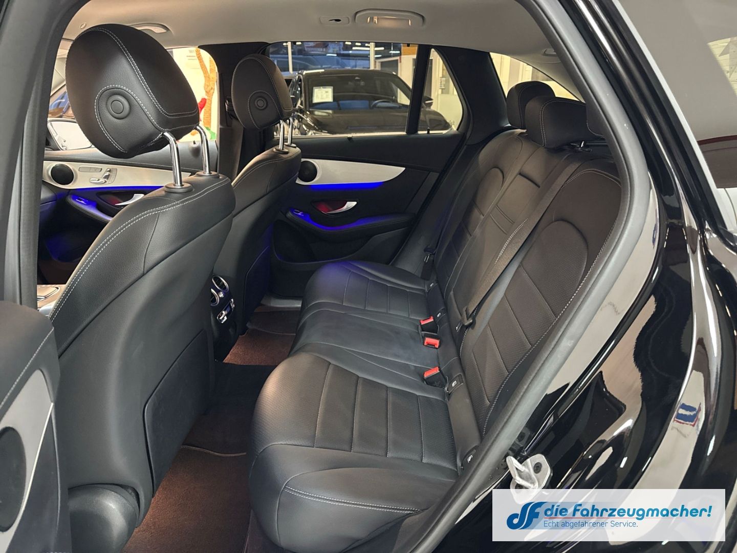 Fahrzeugabbildung Mercedes-Benz GLC 300 e 4Matic Digitales Cockpit Memory Sitze