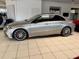 Mercedes-Benz A 220 4Matic AMG Line/Automatik/Leder/Klima/Navi - Mercedes-Benz A 220 in Köln
