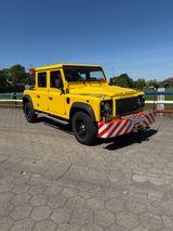 Land Rover Defender 130 Abschleppwagen - Land Rover Defender aus 2008