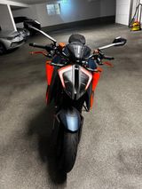 KTM 1290 SUPER DUKE R V3 / nur 881km / TECH PACK,... - Angebote entsprechen deinen Suchkriterien